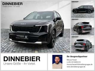 Schräge Frontansicht auf einen Kia Sorento , freigestellt
