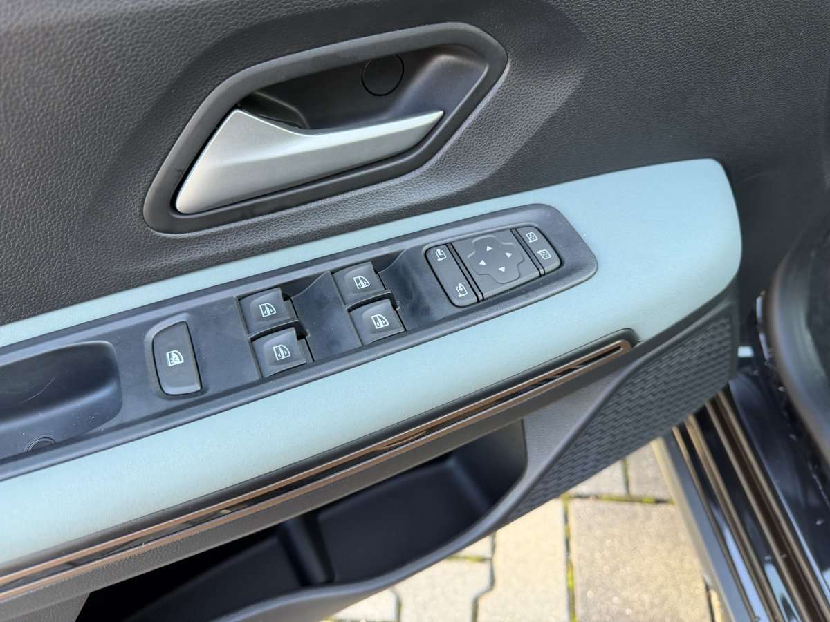 Fahrzeugbild eines Dacia Sandero