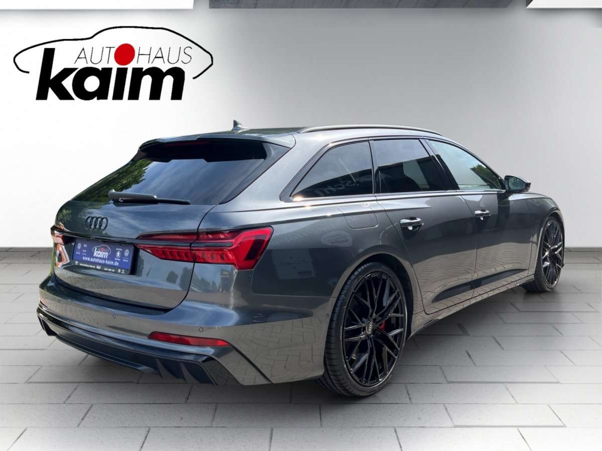 Fahrzeugbild eines Audi S6