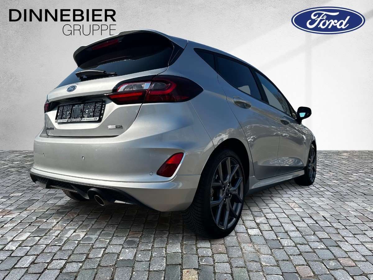 Fahrzeugbild eines Ford Fiesta