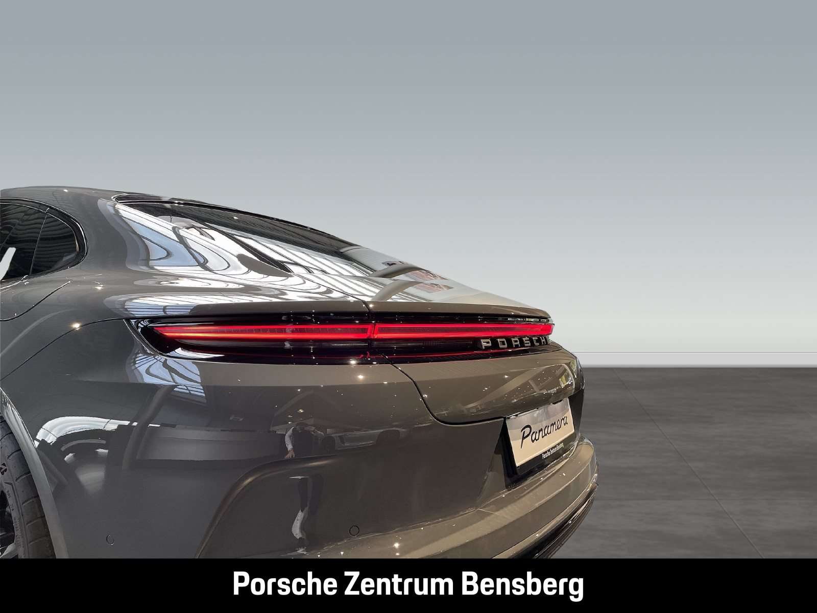 Fahrzeugbild eines Porsche Panamera