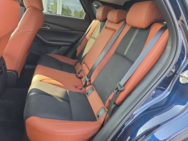 Fahrzeugbild eines Mazda CX-30