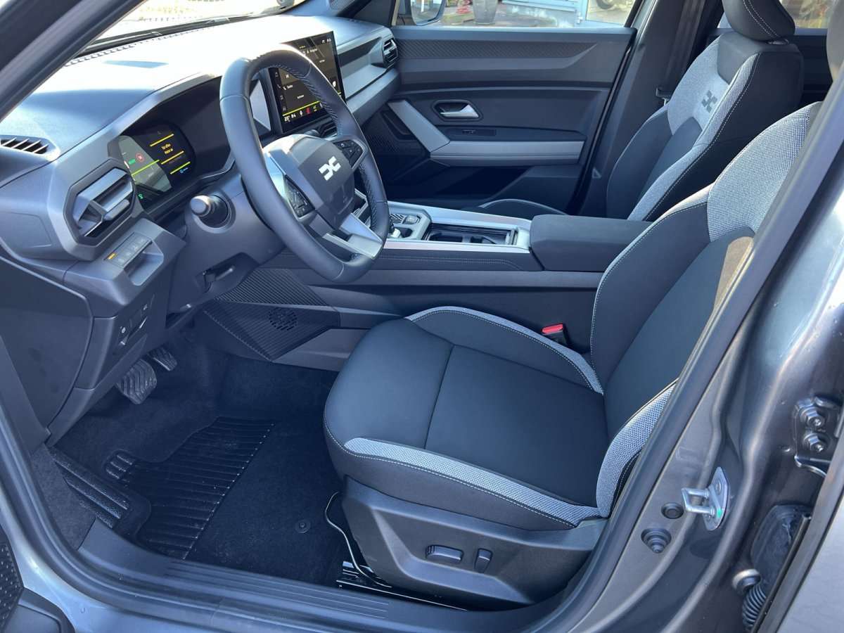 Fahrzeugbild eines Dacia Bigster