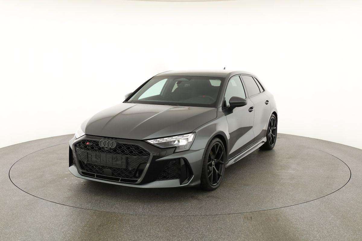 Fahrzeugbild eines Audi RS3
