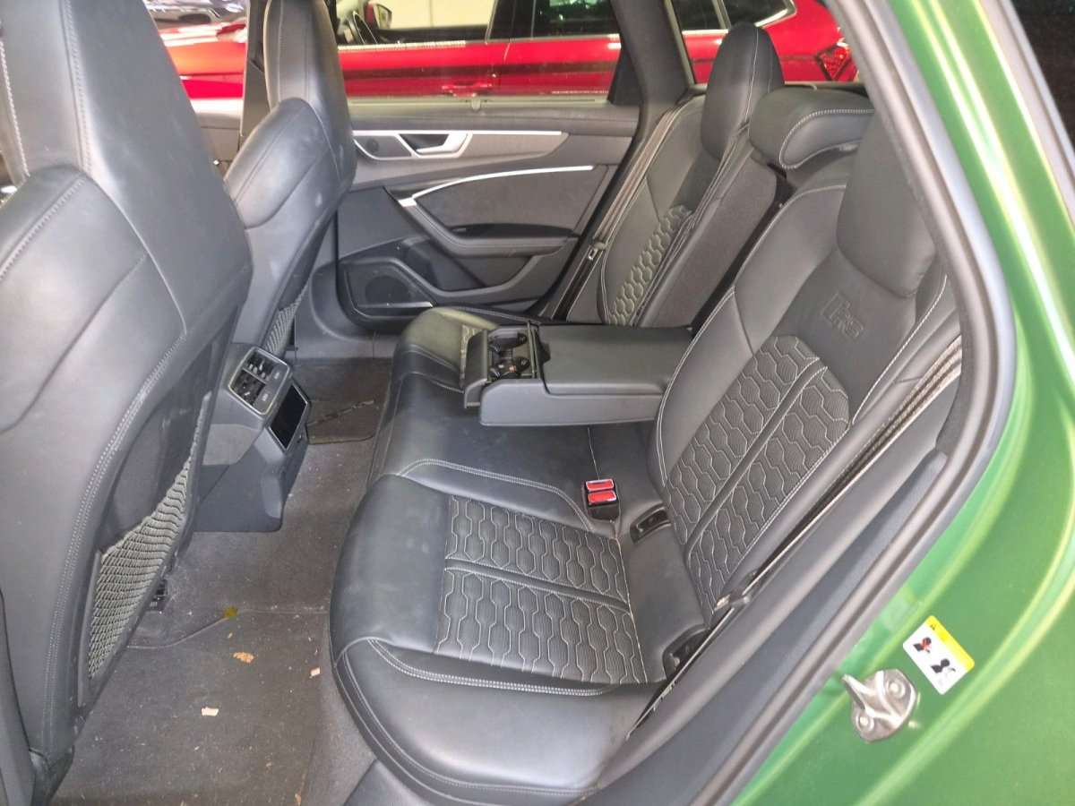 Fahrzeugbild eines Audi RS6