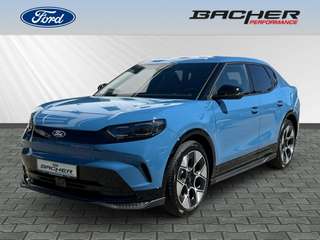 Schräge Frontansicht auf einen Ford Capri , freigestellt