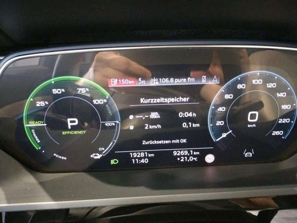 Fahrzeugbild eines Audi e-tron