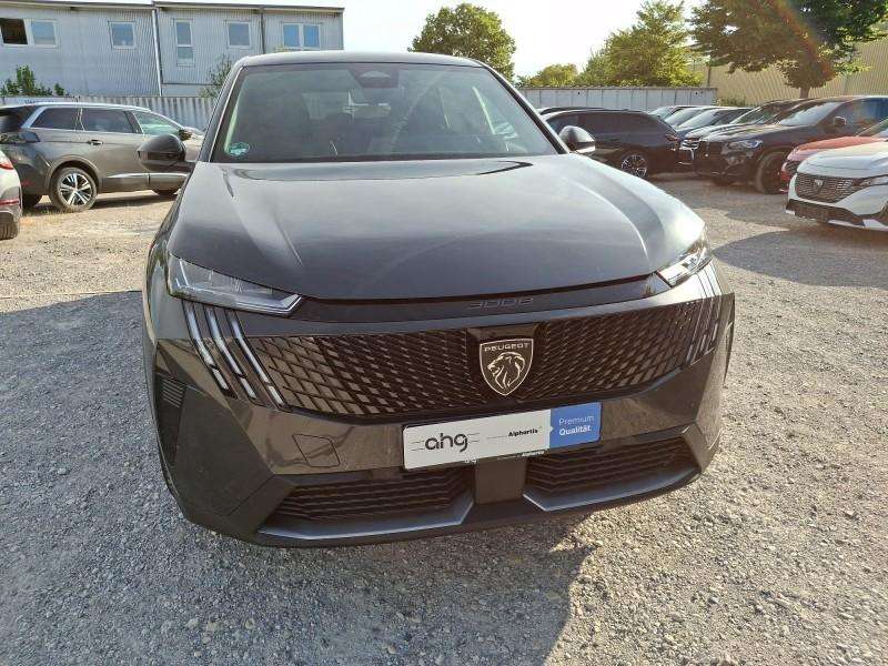 Fahrzeugbild eines Peugeot 3008