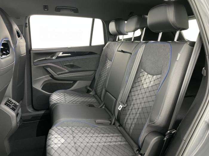 Fahrzeugbild eines Volkswagen Tayron