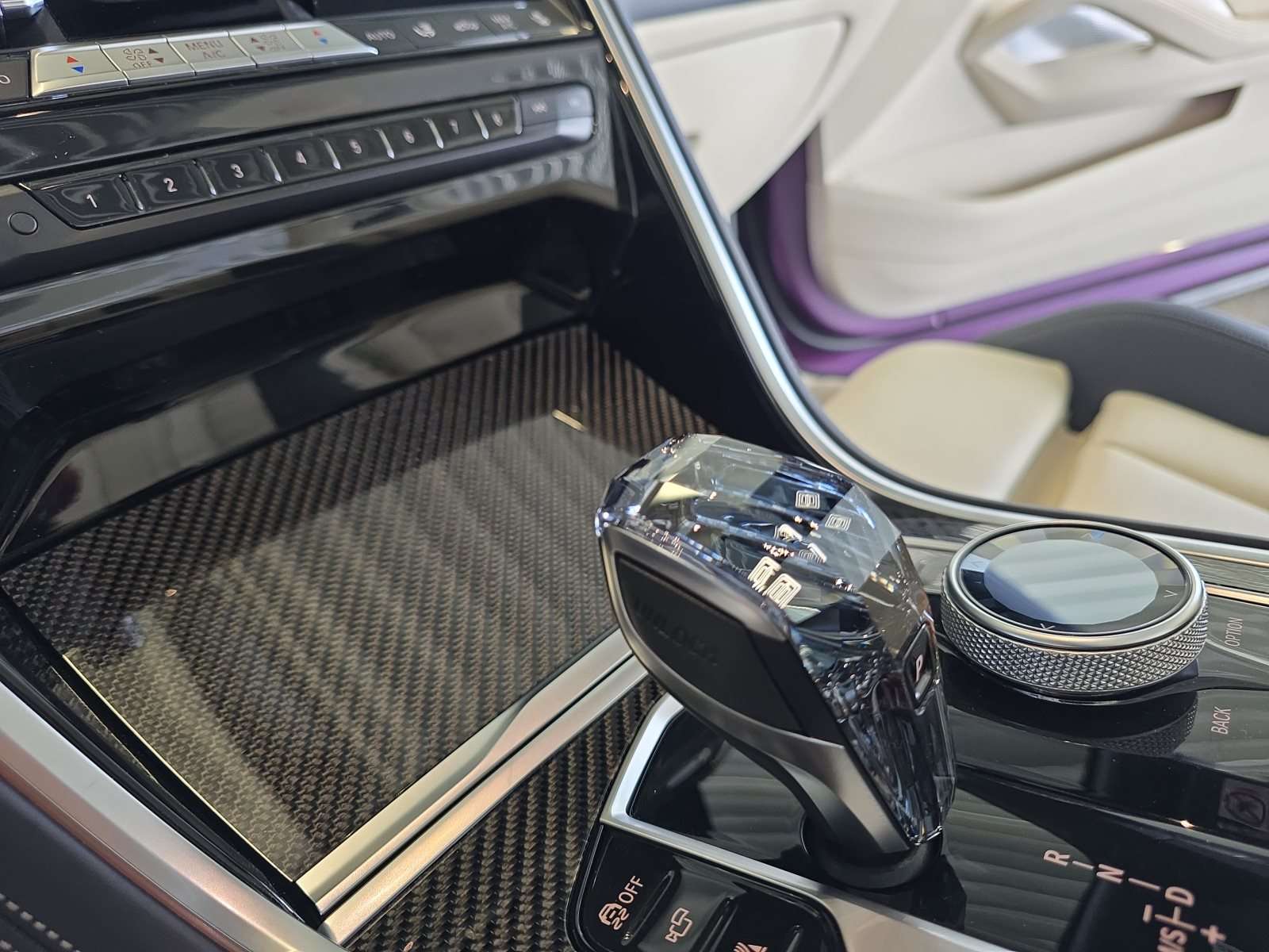 Fahrzeugbild eines BMW 8er-Reihe