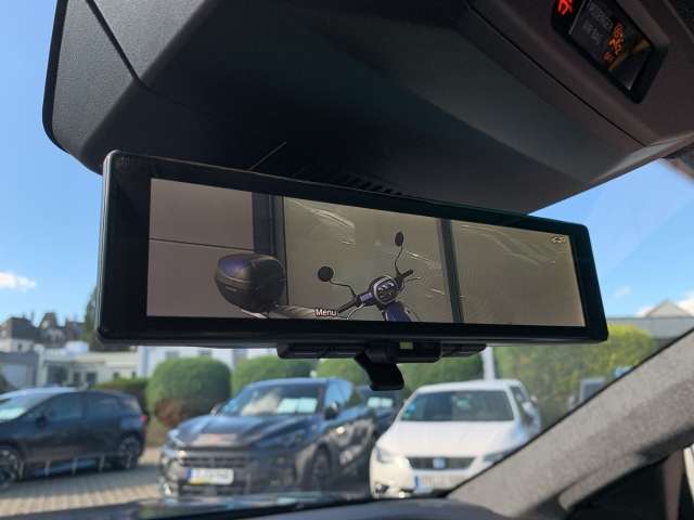 Fahrzeugbild eines Renault Scénic