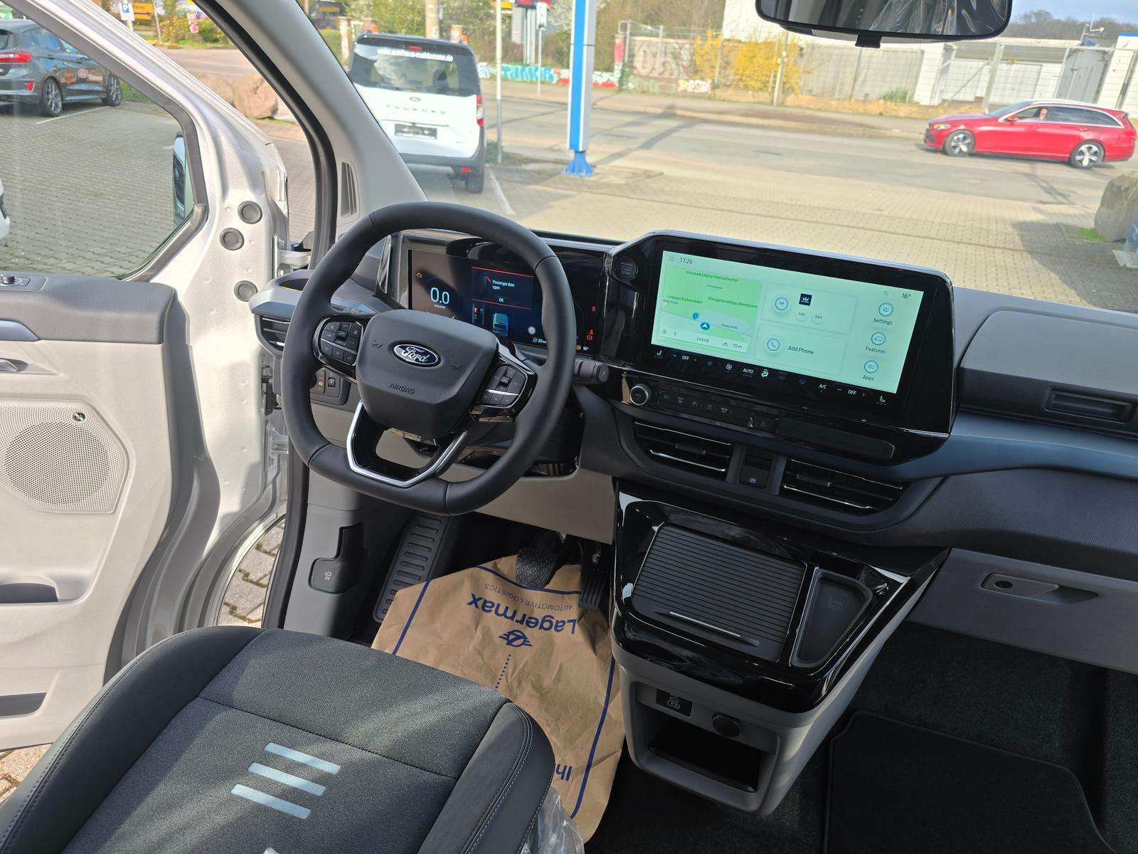 Fahrzeugbild eines Ford Tourneo Custom