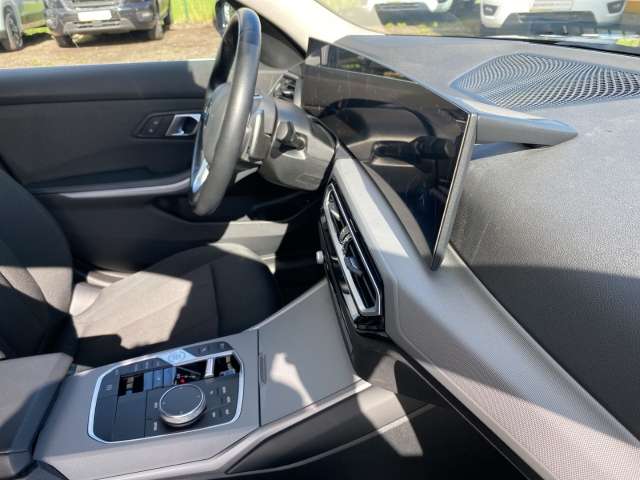 Fahrzeugbild eines BMW 3er-Reihe