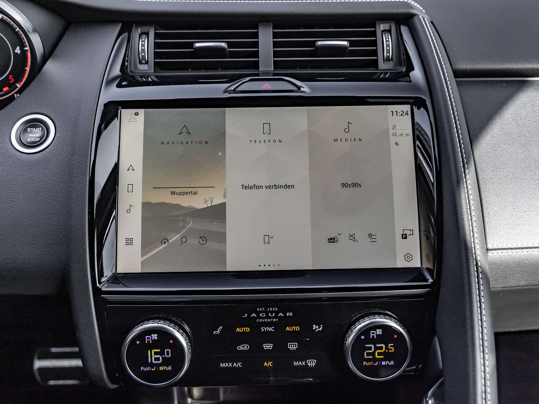 Fahrzeugbild eines Jaguar E-PACE