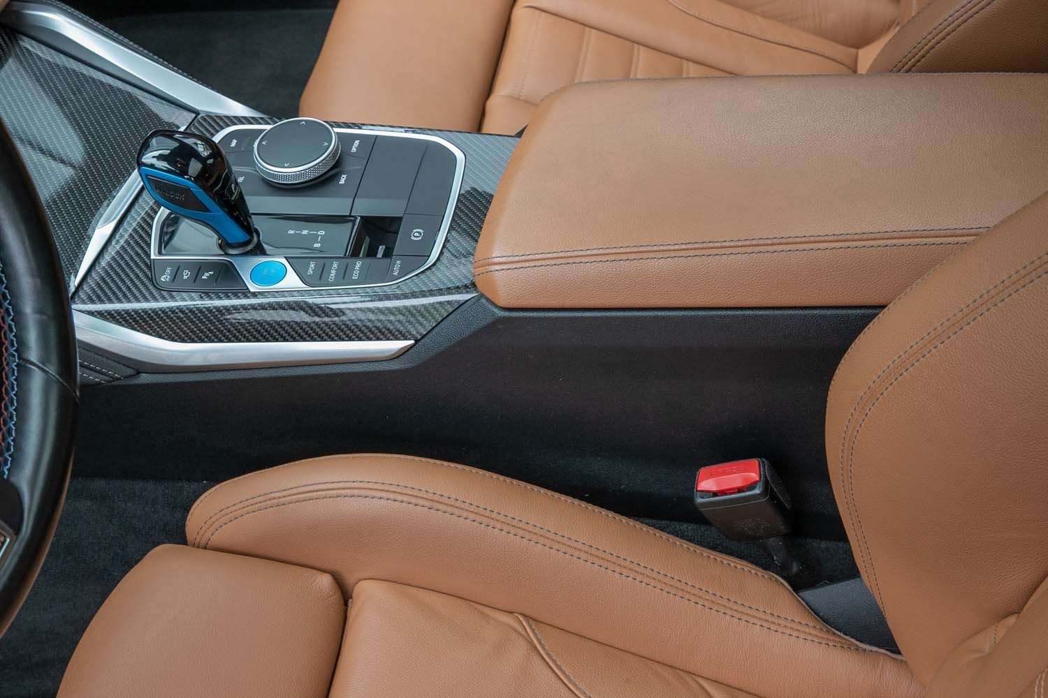 Fahrzeugbild eines BMW i4