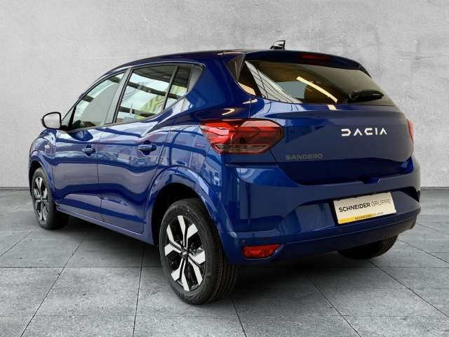Fahrzeugbild eines Dacia Sandero