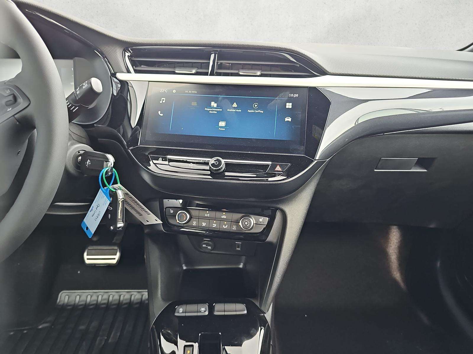 Fahrzeugbild eines Opel Corsa