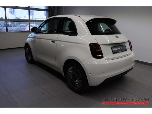 Fahrzeugbild eines Fiat 500