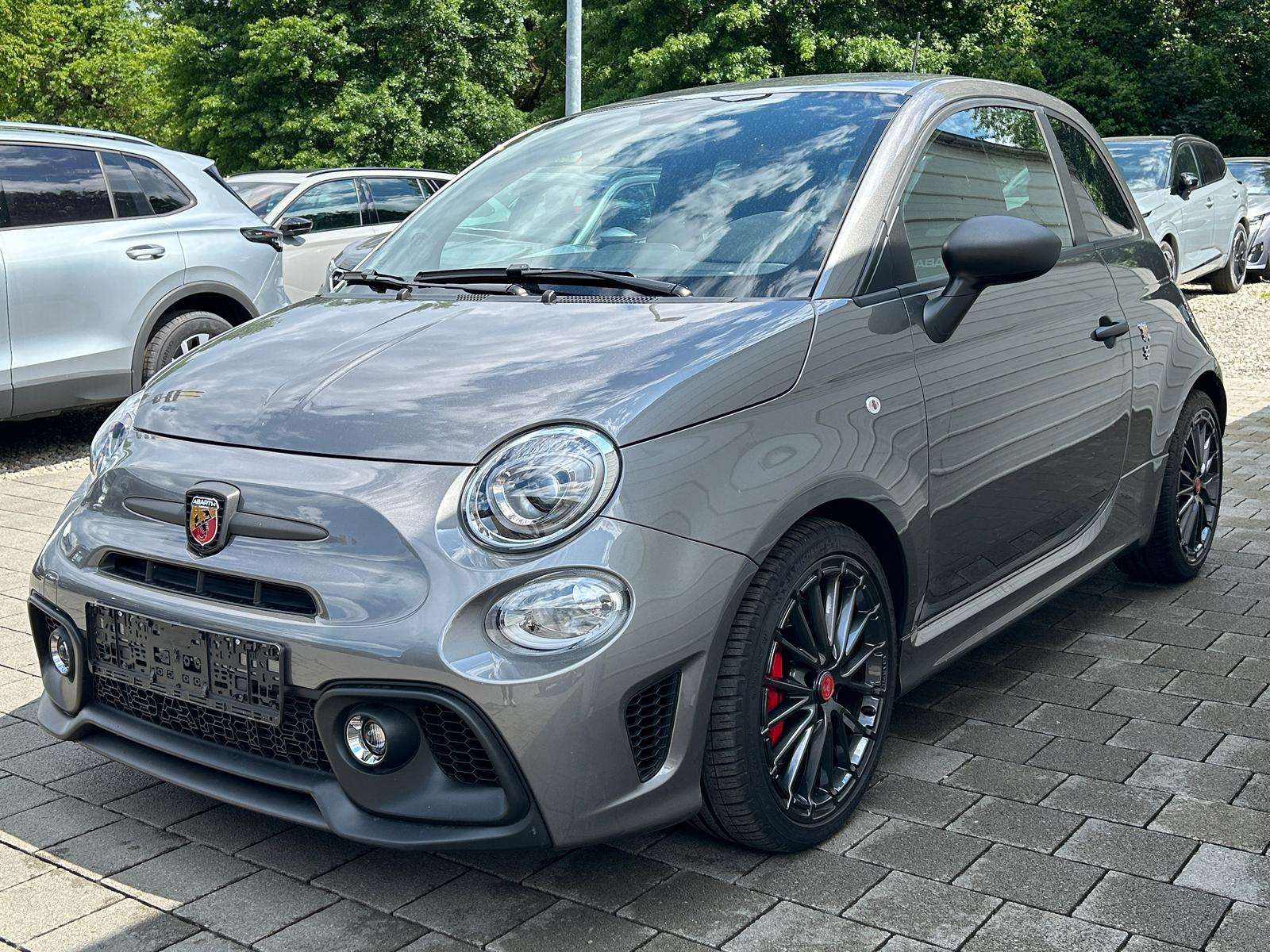 Fahrzeugbild eines Fiat 500