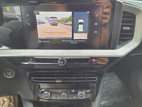 Fahrzeugbild eines Opel Mokka Electric