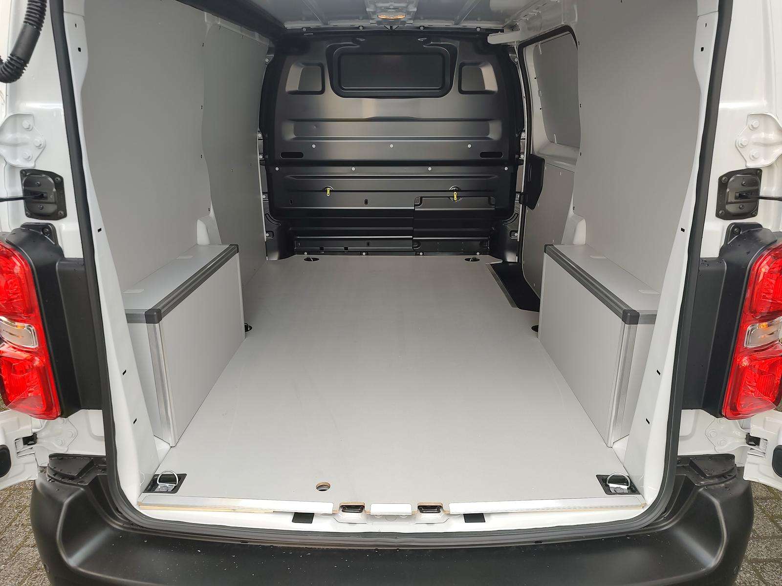 Fahrzeugbild eines Opel Vivaro