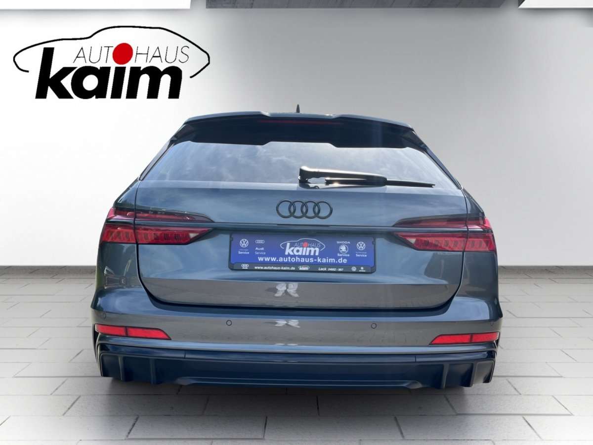 Fahrzeugbild eines Audi S6