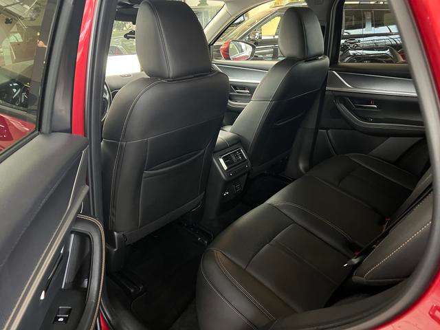 Fahrzeugbild eines Mazda CX-60