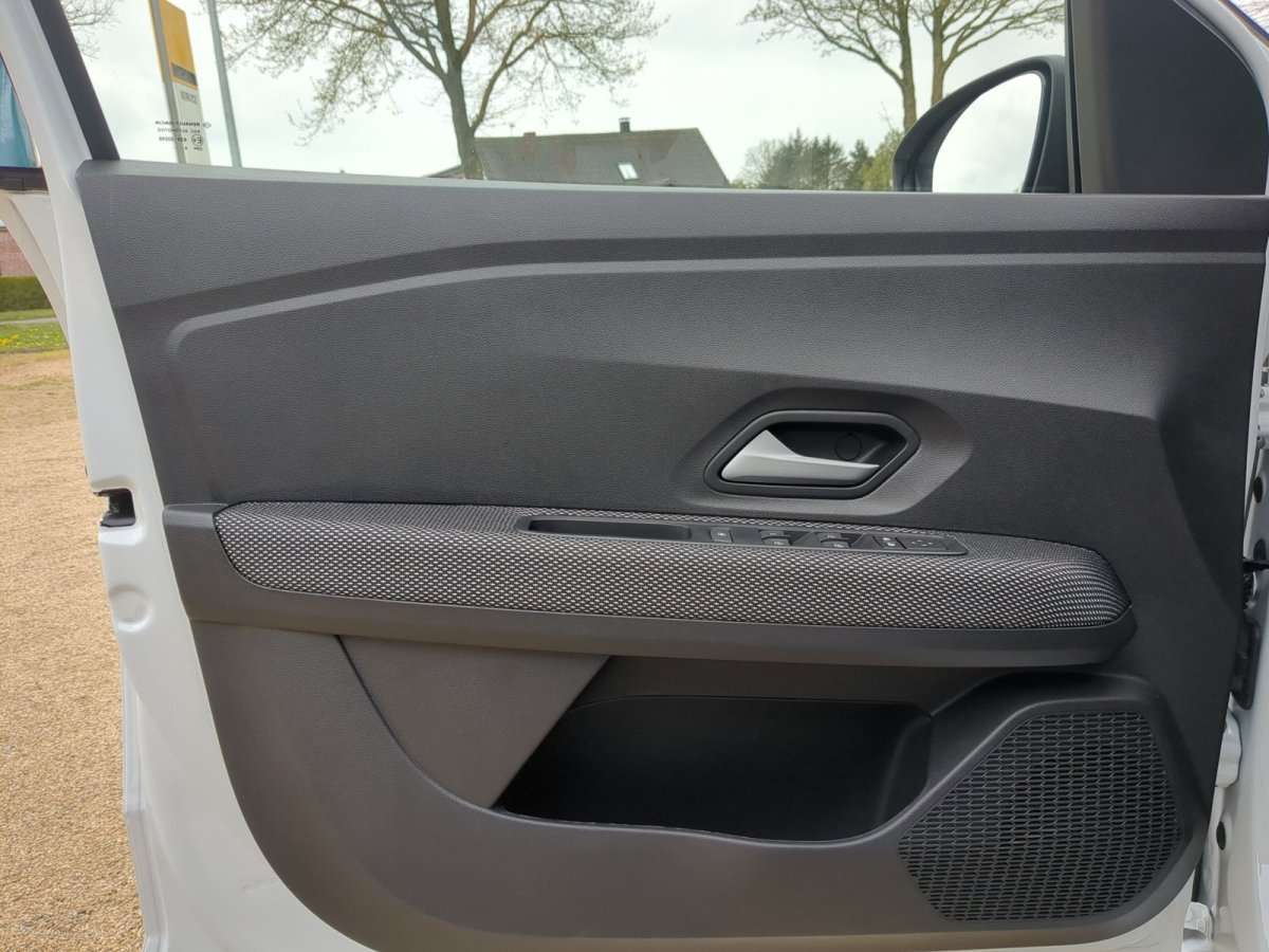 Fahrzeugbild eines Dacia Sandero
