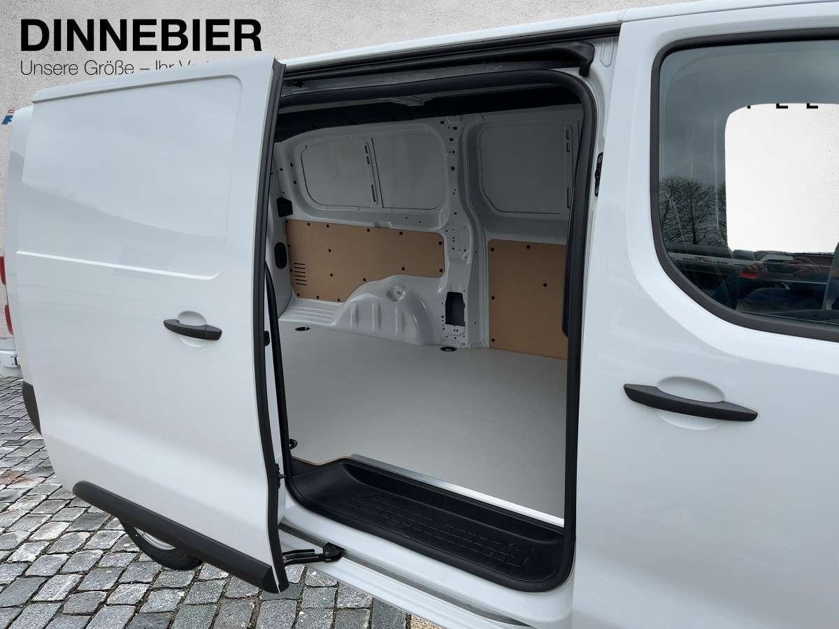 Fahrzeugbild eines Opel Vivaro