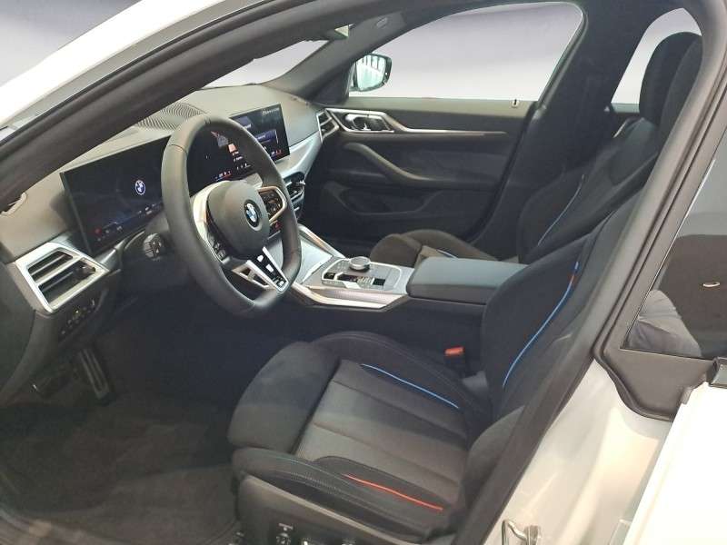 Fahrzeugbild eines BMW 4er-Reihe