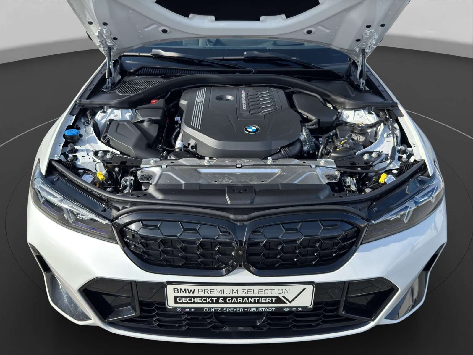 Fahrzeugbild eines BMW 3er-Reihe