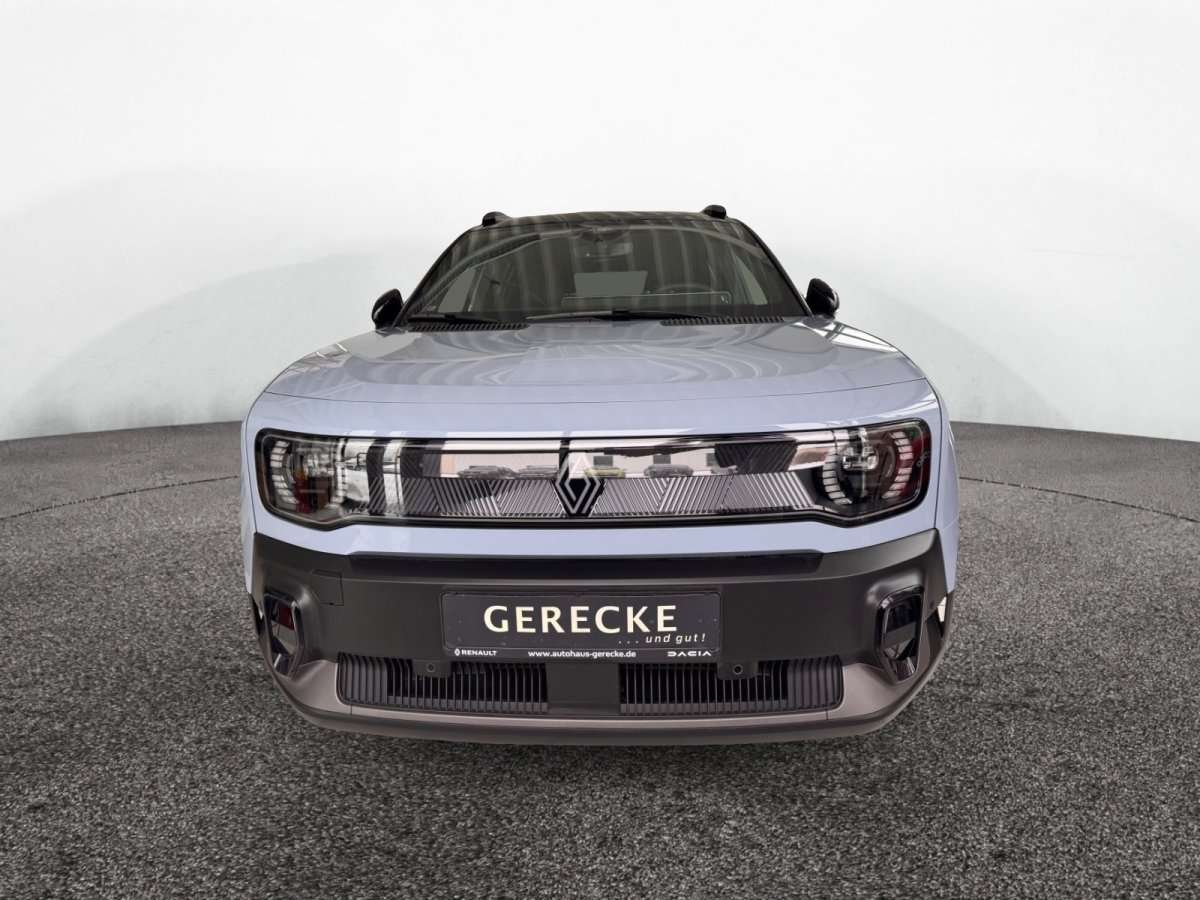 Fahrzeugbild eines Renault 4 E-TECH