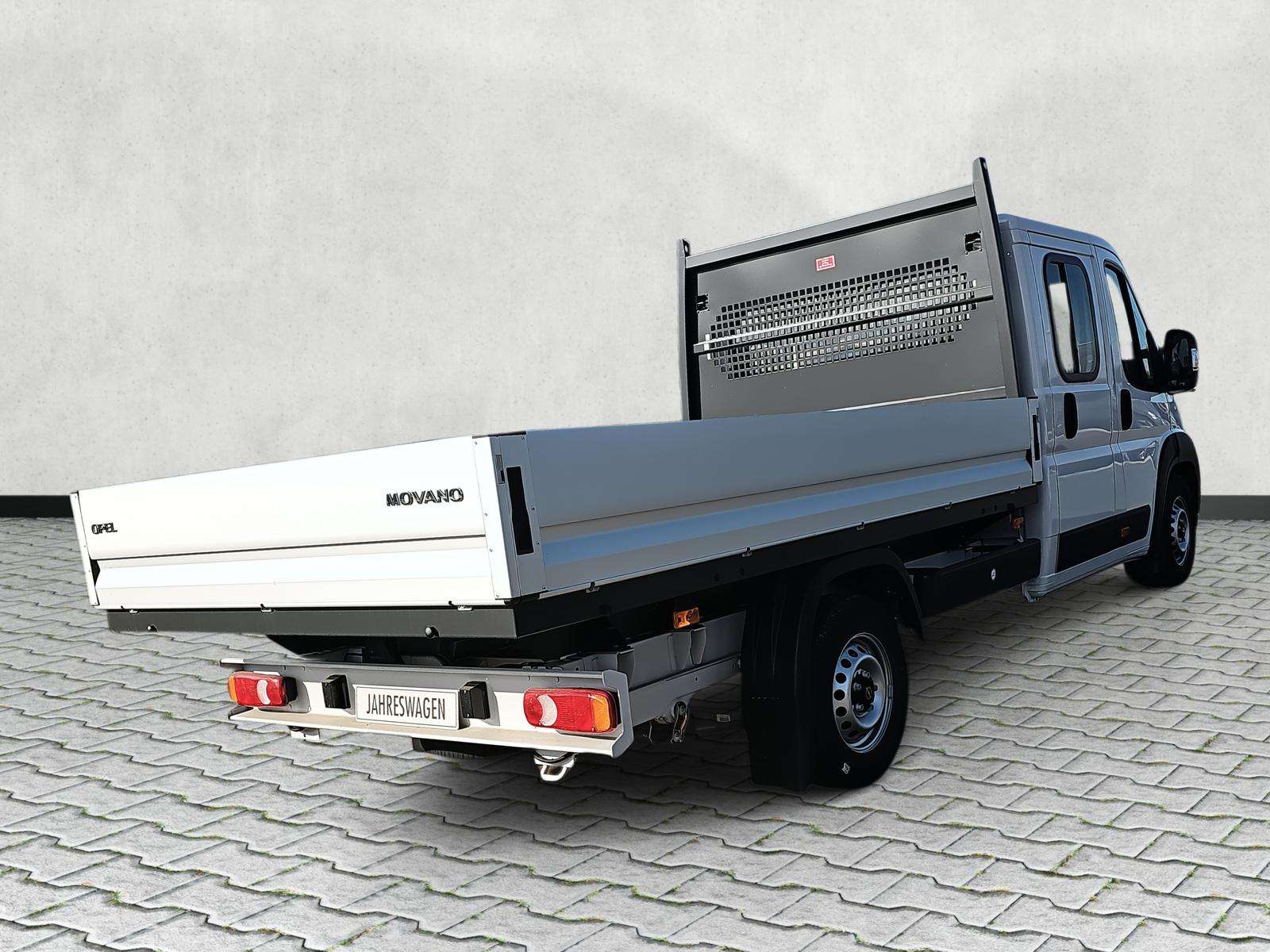 Fahrzeugbild eines Opel Movano
