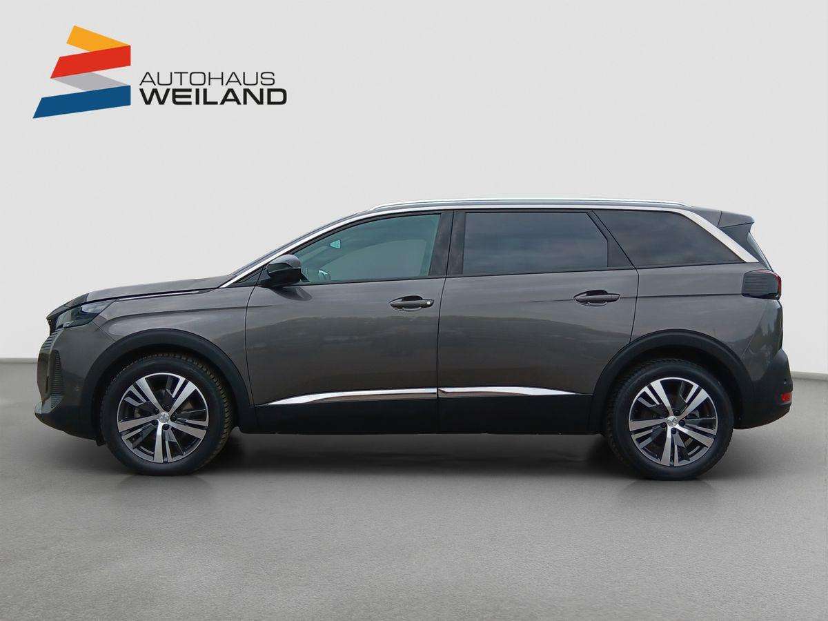 Fahrzeugbild eines Peugeot 5008