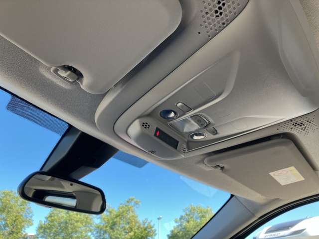 Fahrzeugbild eines Peugeot Rifter