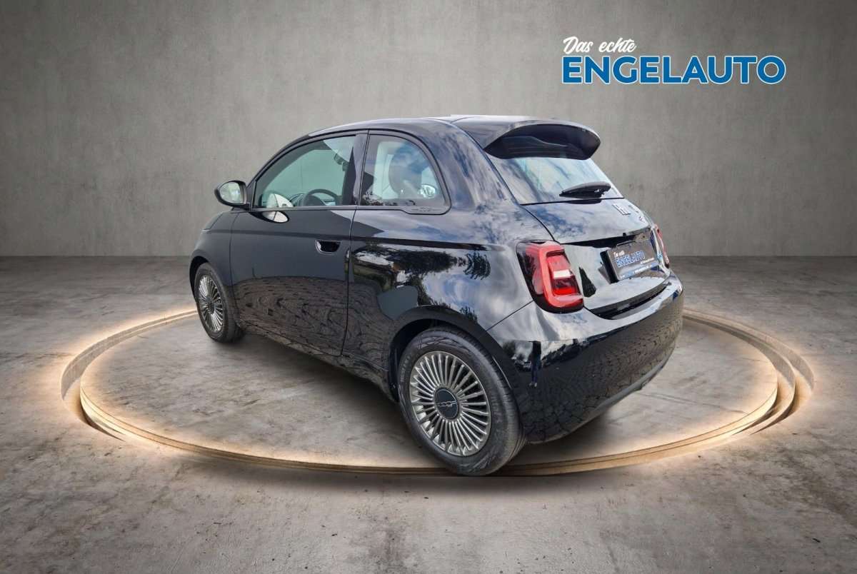 Fahrzeugbild eines Fiat 500