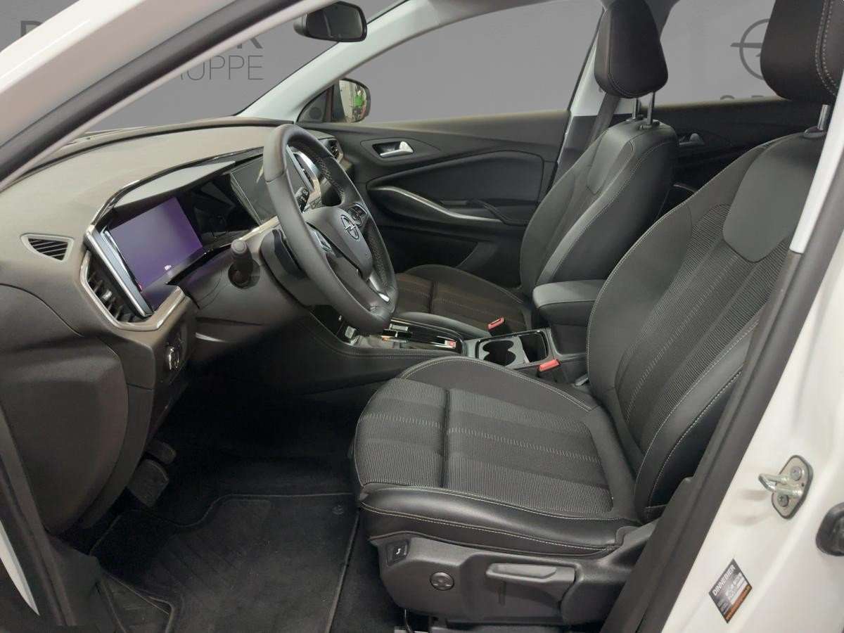 Fahrzeugbild eines Opel Grandland X