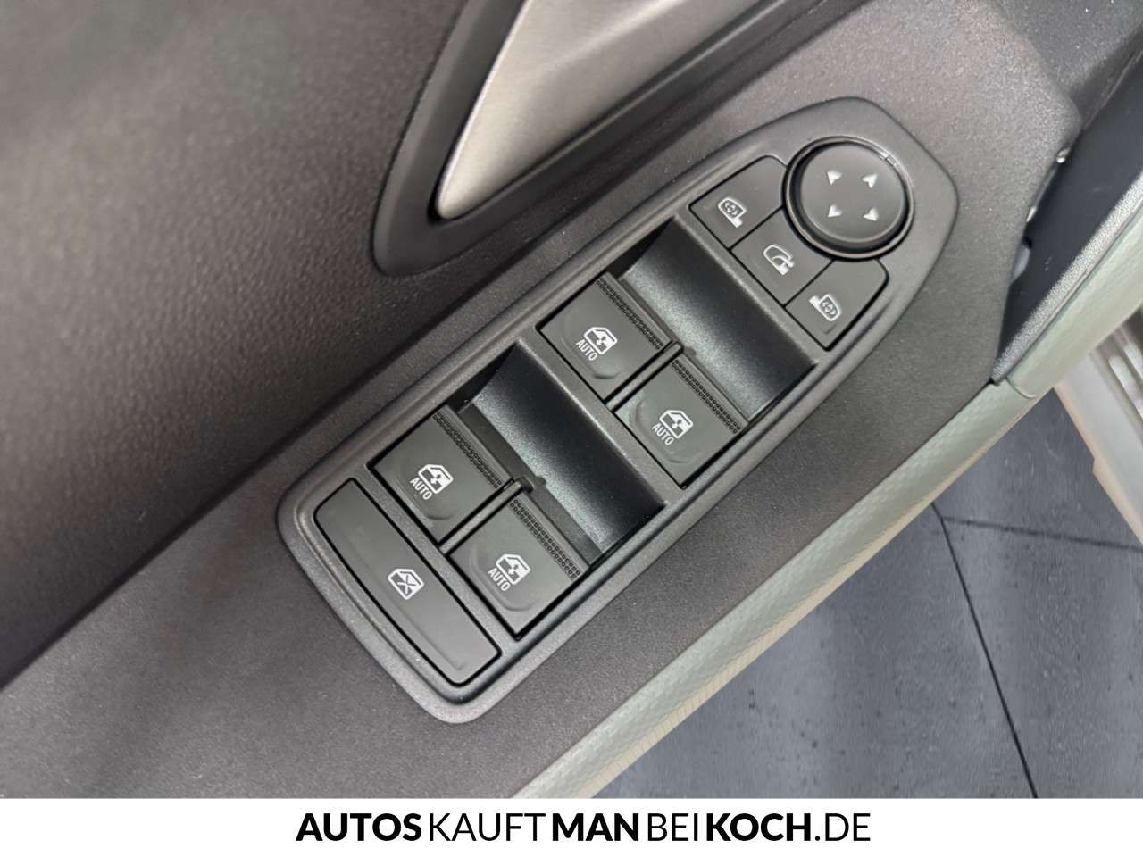 Fahrzeugbild eines Dacia Duster