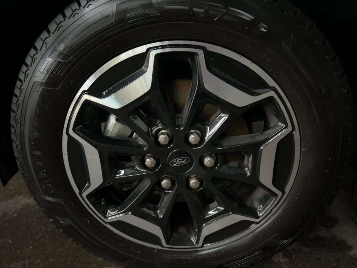 Fahrzeugbild eines Ford Tourneo Custom