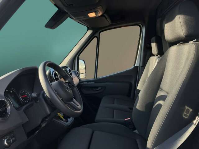 Fahrzeugbild eines Mercedes-Benz Sprinter