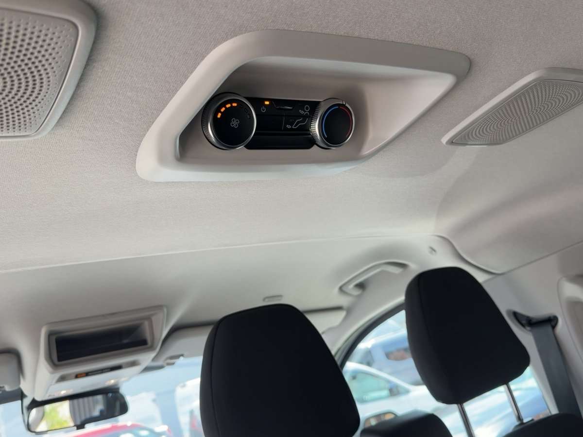 Fahrzeugbild eines Ford Transit Custom