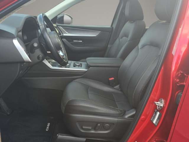 Fahrzeugbild eines Mazda CX-60