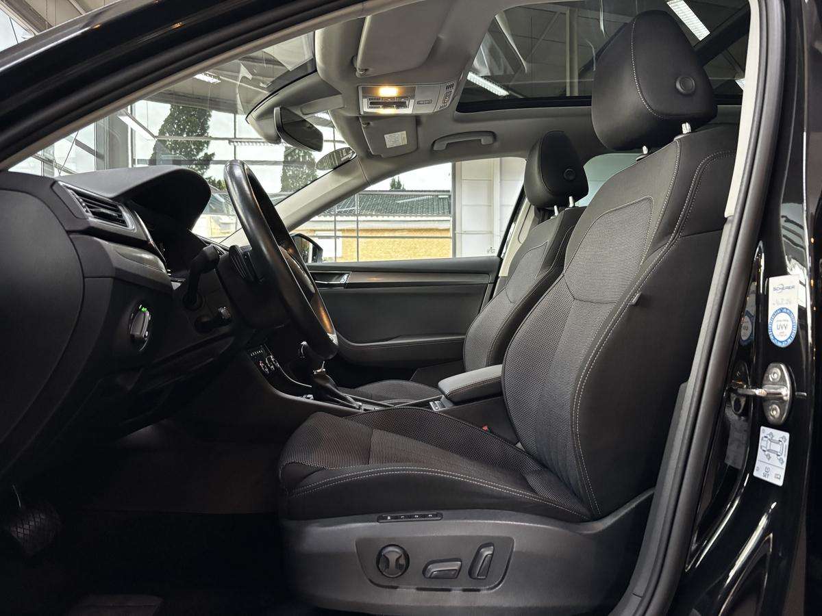 Fahrzeugbild eines Skoda Superb