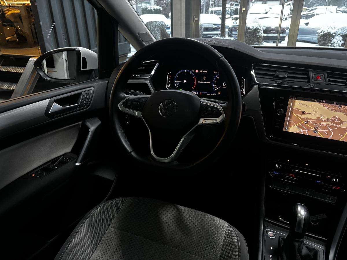 Fahrzeugbild eines Volkswagen Touran