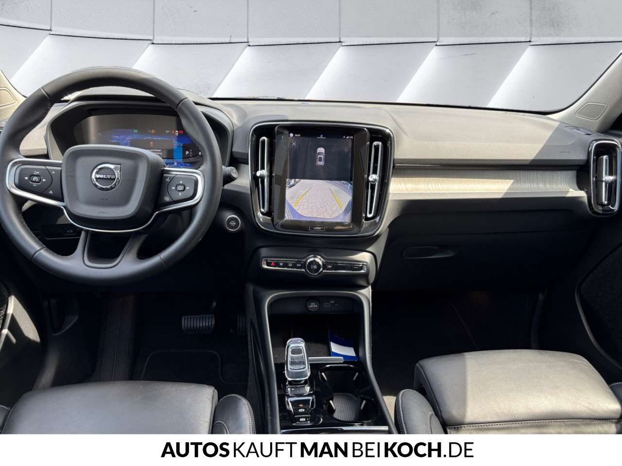 Fahrzeugbild eines Volvo XC40