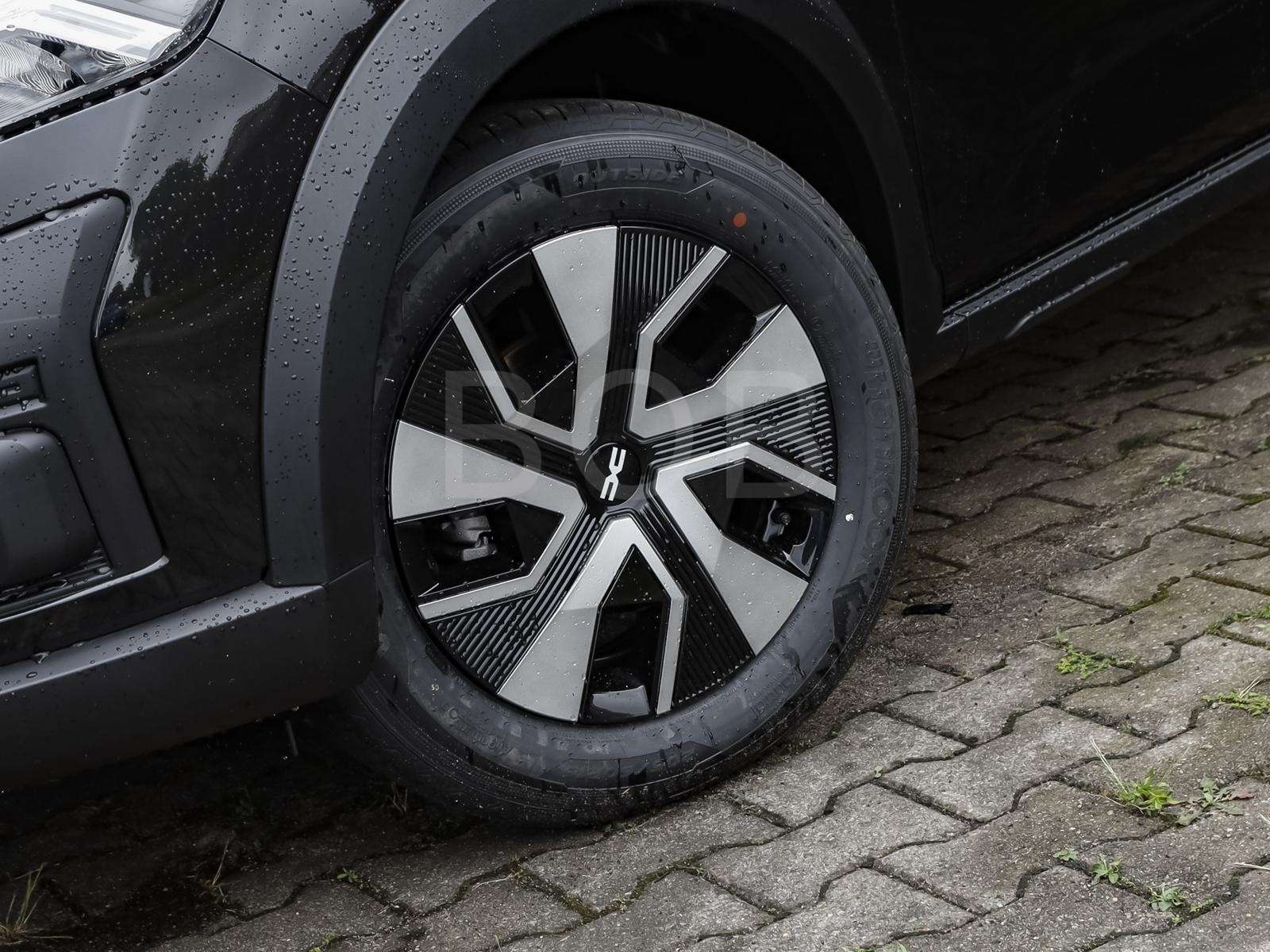 Fahrzeugbild eines Dacia Sandero