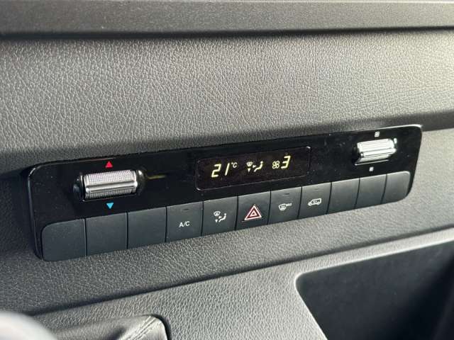 Fahrzeugbild eines Mercedes-Benz Sprinter