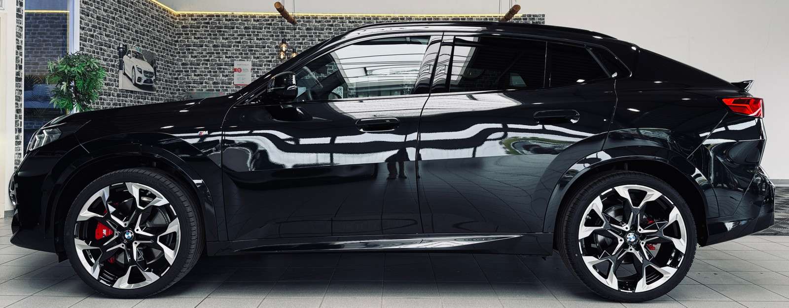 Fahrzeugbild eines BMW X2