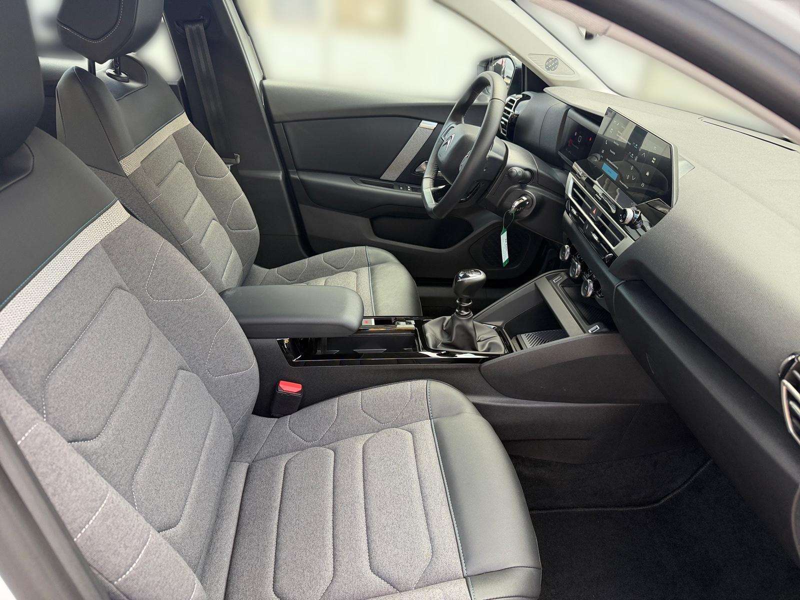 Fahrzeugbild eines Citroën C4