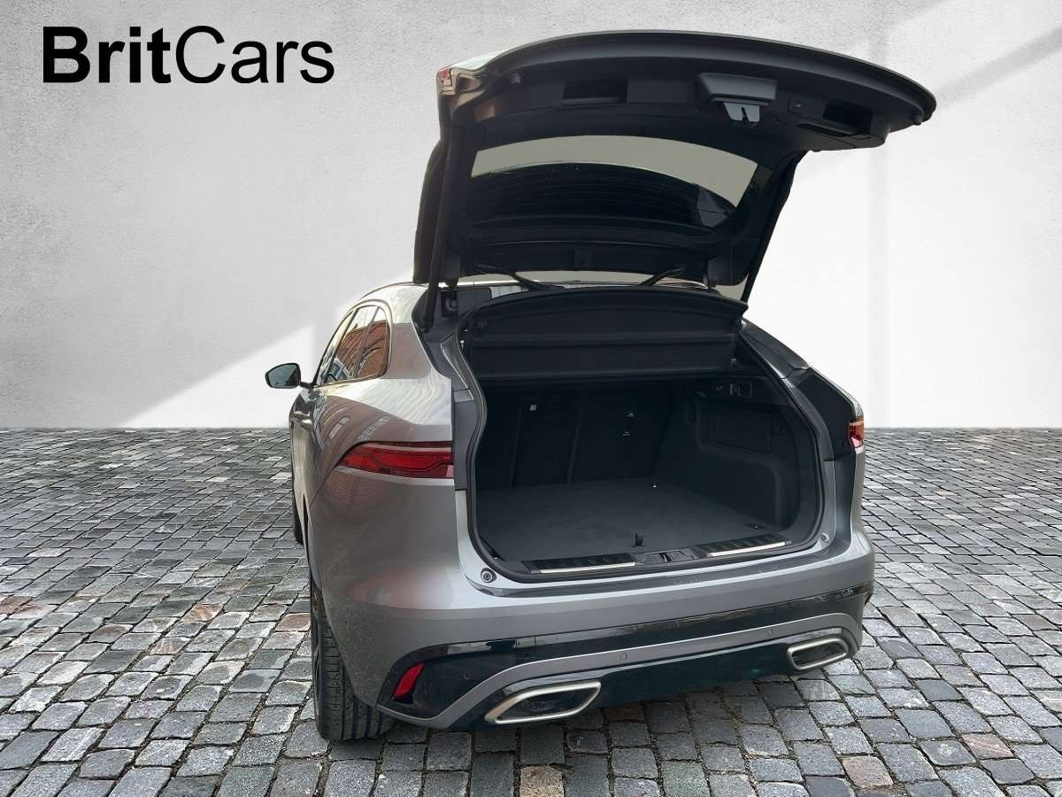 Fahrzeugbild eines Jaguar F-PACE